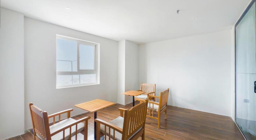 Image of Two-Bedroom Apartment with River View 7