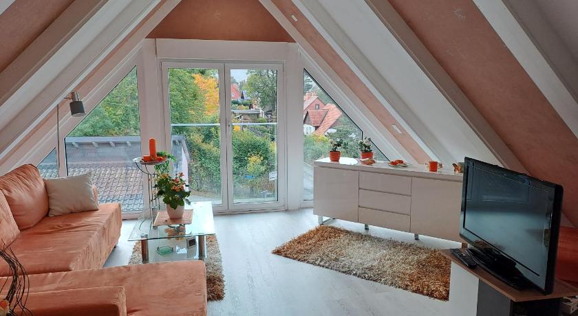 DESIGN-LOFT Brockenblick -Netflix-Smart TV-WLAN-Wallbox-Kaffeevollautomat-Balkon- Panoramaaussicht-G