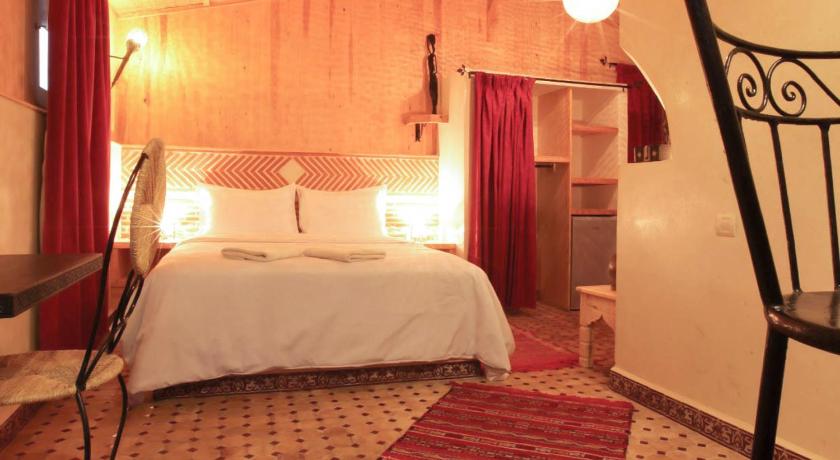 Image of Quadruple Room with Sea View 5