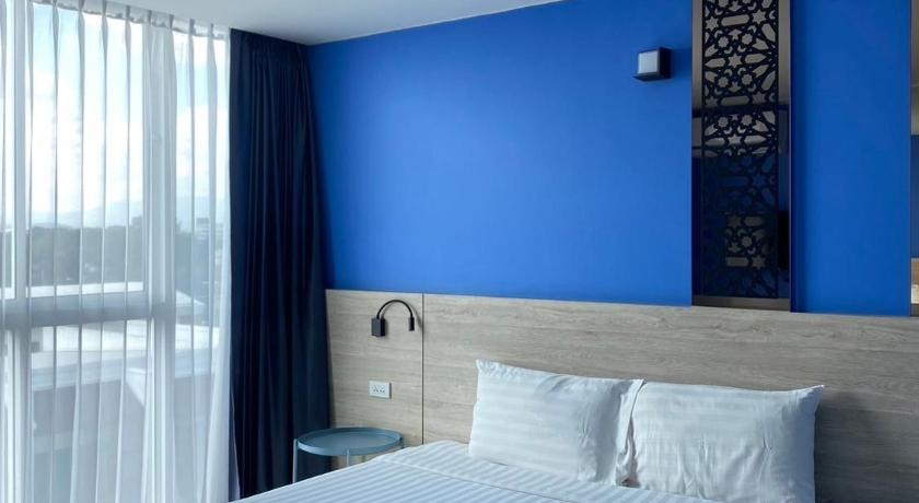 Image of Standard King Room 4