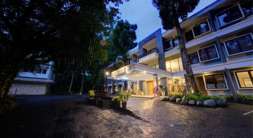 Image of Deluxe Room 3