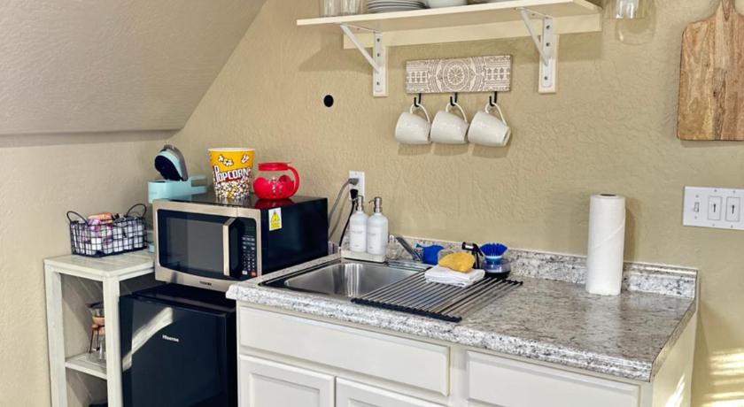 メドフォード Near Downtown- Kitchen-washerdryer-parking 4つ星 宿泊施設 施設
