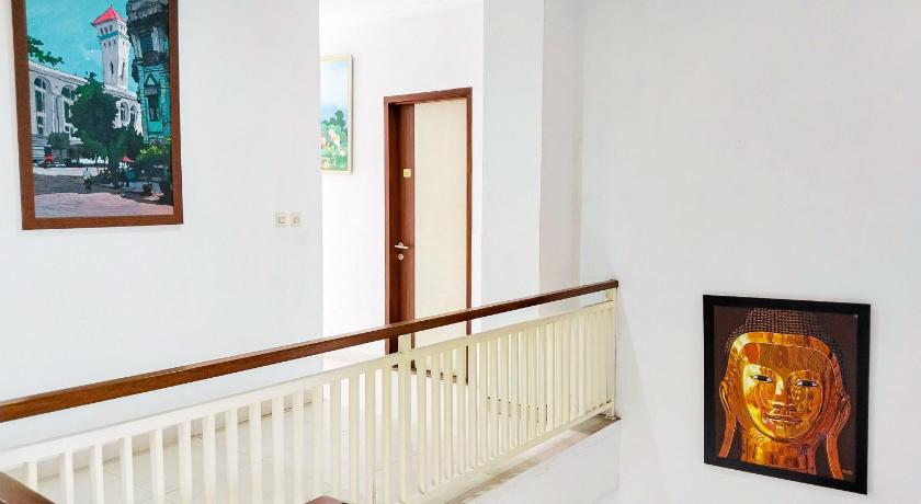 Urbanview DeJati House Jatikramat Bekasi - image 15