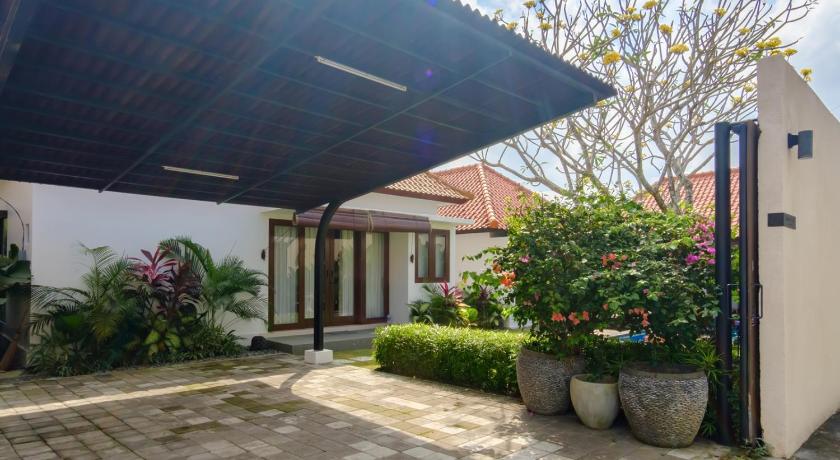 Madeira Casa Canggu Bali - image 4