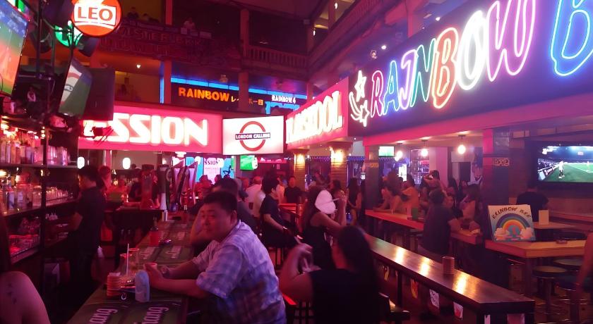 Stay On Sukhumvit 11 - image 8