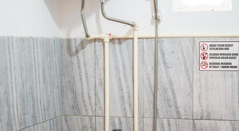 Halona Taraman Guest House by Yurooms - image 10