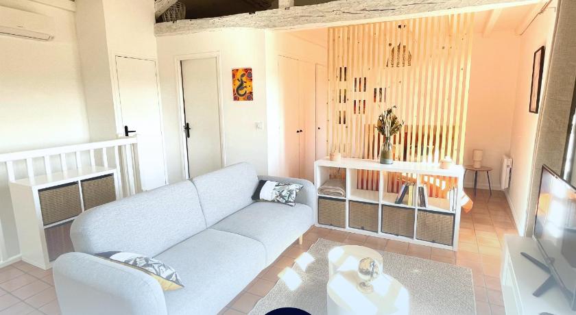 CHAMPIONNET - Charmant, calme et lumineux - 1er etage