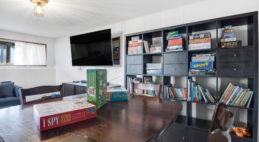 시애틀 (WA) Rainier Beach 6BR and 3BA Spacious Lake View Home, 15min FIFA World Cup Ready, Fireplaces & Nearby A 5성급 숙소 객실