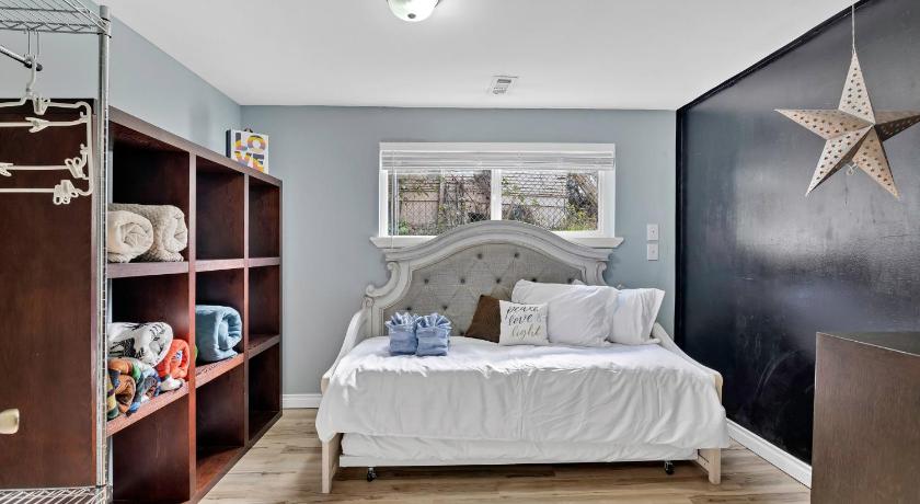 시애틀 (WA) Rainier Beach 6BR and 3BA Spacious Lake View Home, 15min FIFA World Cup Ready, Fireplaces & Nearby A 5성급 숙소 스위트룸