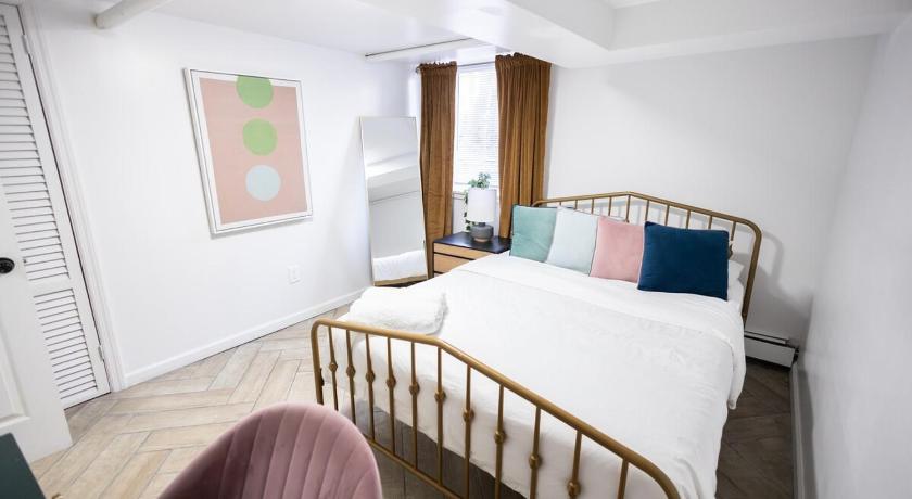 ニューロシェル (NY) Retro 2 bedroom basement APT with free parking 4つ星 宿泊施設 眺望