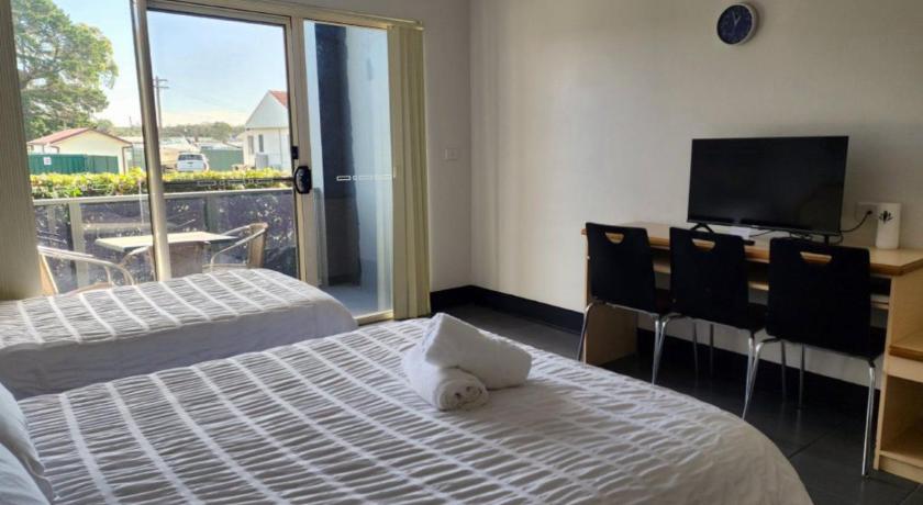 Jopen Motel Unit 3