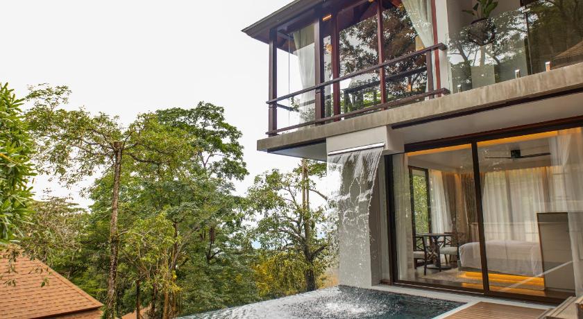 Image of 2 Bedroom Premium Waterfall Pool Villa 11