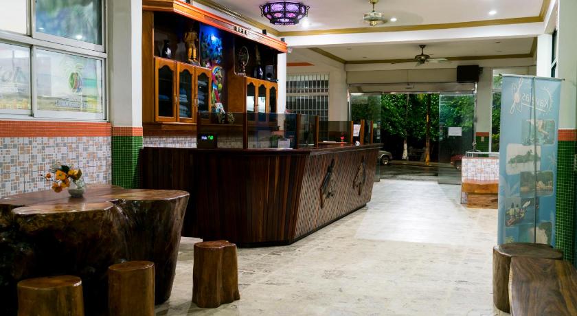 Hotel Puntarenas Beach photo