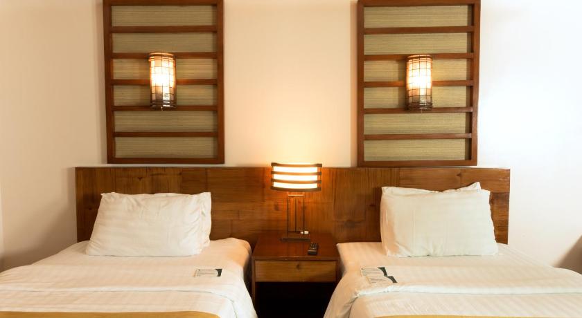 Image of Superior Twin Room 8