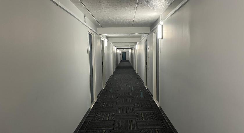 ロックフォード (IL) Motel 6 Rockford, IL – RFD Airport 2つ星 宿泊施設 レストラン