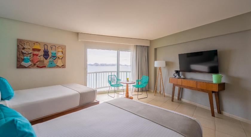 Szoba részleges kilátással a tengerre (Partial Sea View Room) fotója 0