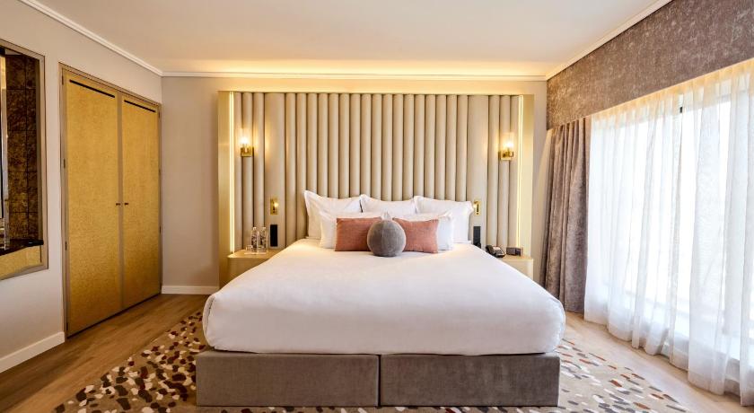 Image of M Suite with Club Access 0