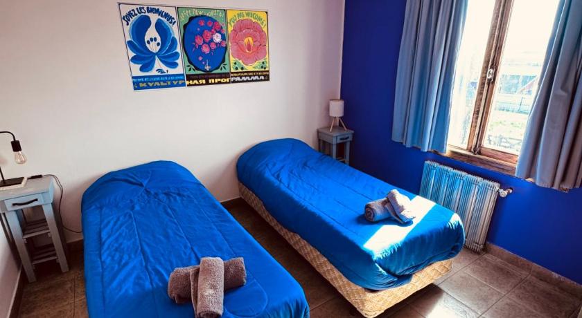 Image of Twin Room with Shared Bathroom 6