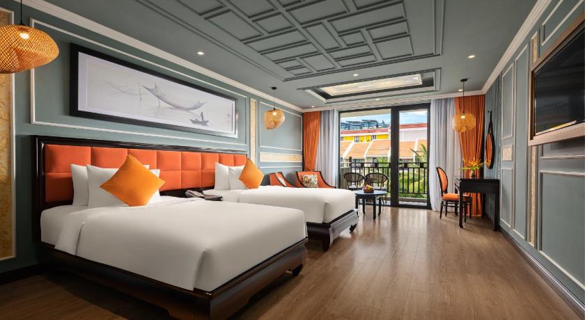 Image of Deluxe Balcony - River View 3