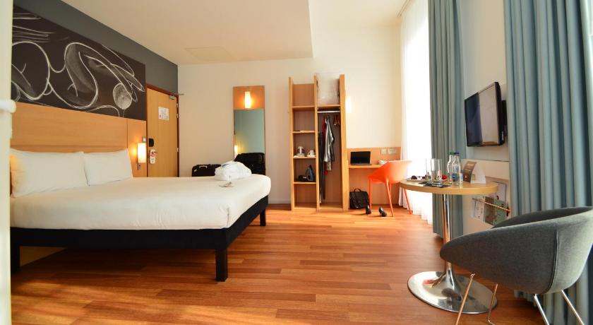 Image of Premium Room 12