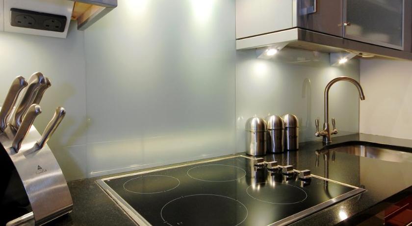 รูปของอพาร์ตเมนต์ 2 ห้องนอน (Two Bedroom Apartment) 1