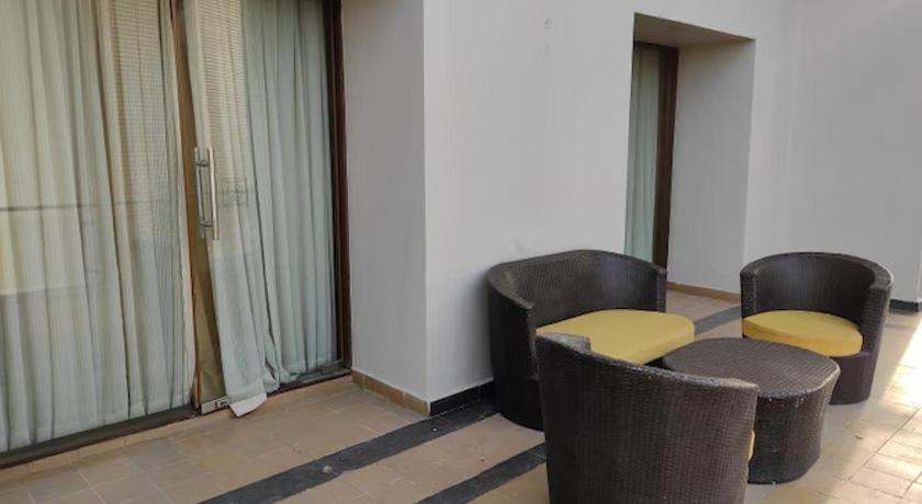 Image of King Suite with Separate Living Room and Private Balcony and with 20% discount on Food, Spa, Beverages and Laundry | 1+1 IMFL from 3pm to 7pm 2