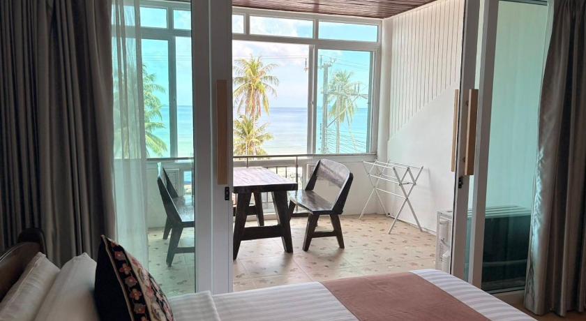 รูปของห้องพักเตียงแฝด วิวทะเล (Sea View Twin Room) 6