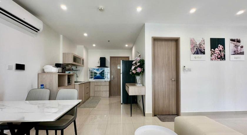 호치민 Shi House -Cozy 2BR, S1001 Beautiful Vinhomes Q9 4성급 싱글룸 레스토랑