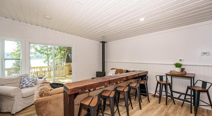 스탠우드 Silent Waters Retreat 2성급 숙소 레스토랑