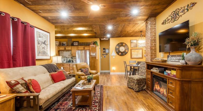 포트 워스 (TX) Stockyards 5 mins, New, Sleeps 8 Cedar House, TCU 2성급 숙소 로비