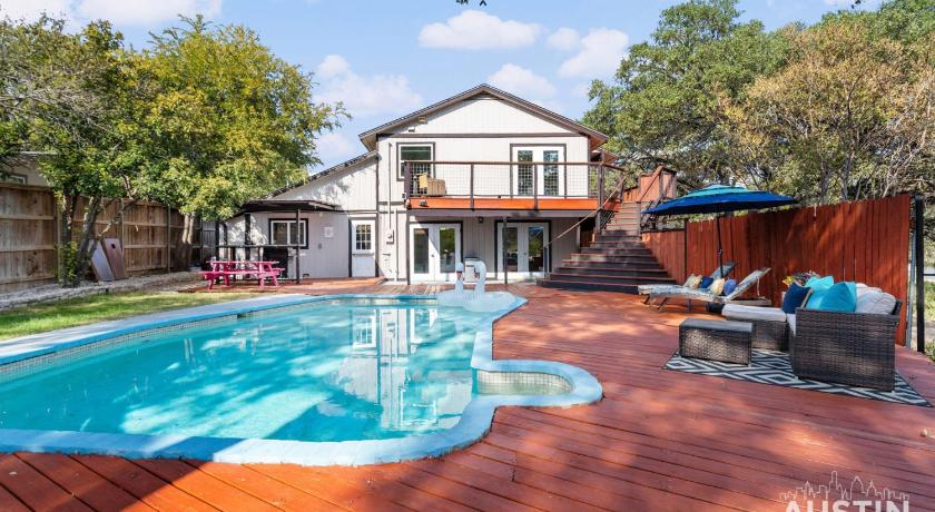 レイクウェイ (TX) Pet Friendly 3BR 3BA Hill Country Home w Private Pool and Grill by Austin Vacay 5つ星 宿泊施設 ロビー