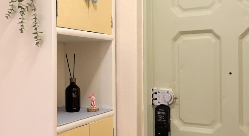 首尔 Cozy Colorful Stay near Hongdae and Airport Line for up to 6 Guests with Luggage Storage 3星级 住宿 外观