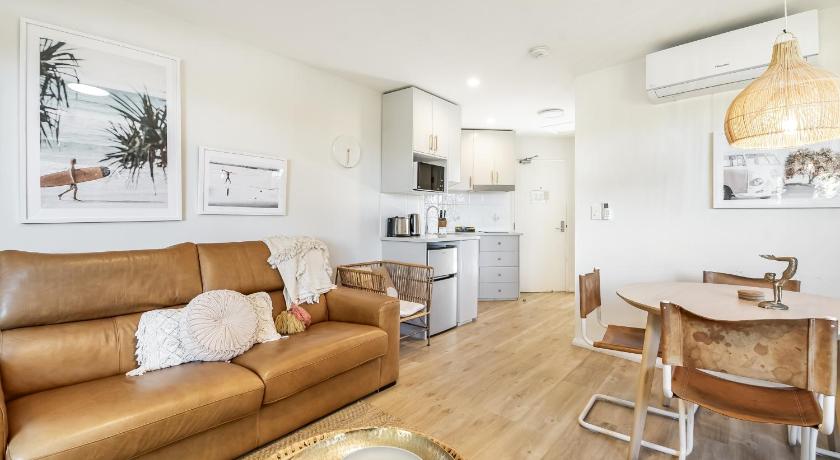 Image of One-Bedroom Suite 16