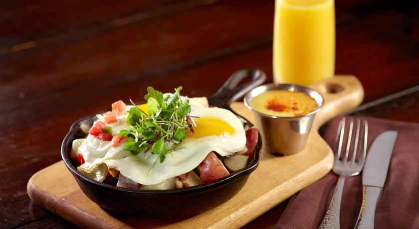 Omni Fort Worth Hotel