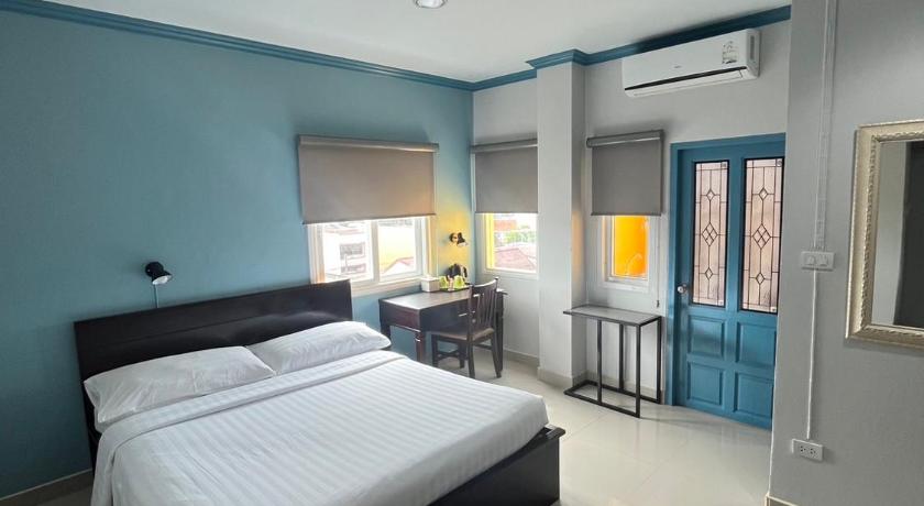 Image of Superior Room 1