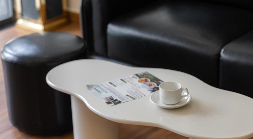 Sline Hotel - image 8