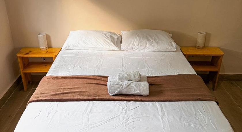 Image of One-Bedroom Apartment 8