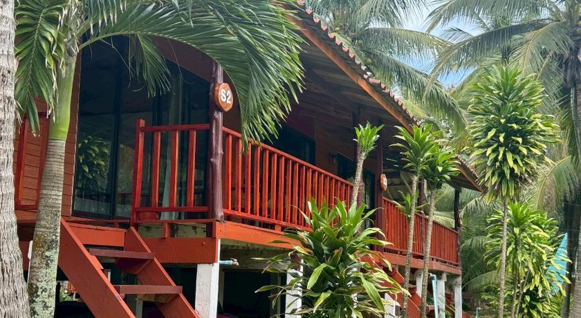 Image of Family Bungalow 7