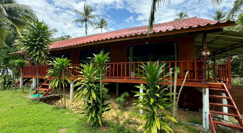 Image of Family Bungalow 10