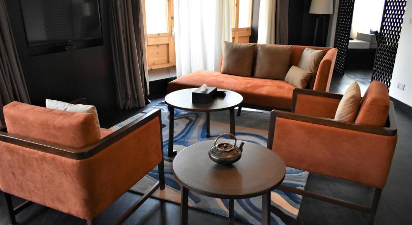 Image of Royal Suite, 1 Bedroom Suite, 1 King, Sofa Bed, River View, Away From Elevator 2