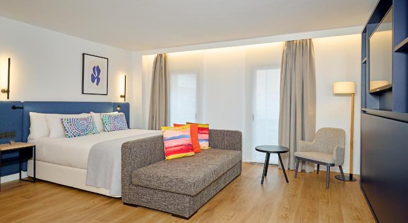 Image of Studio in "Apartamentos Luna Suites Granada" 0