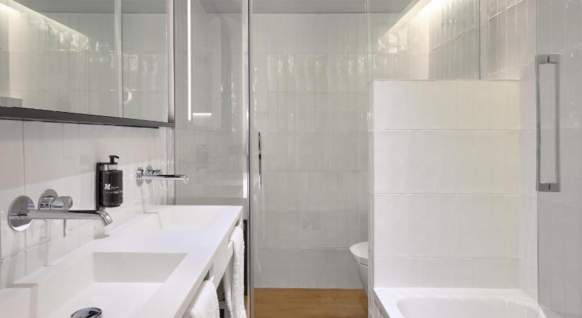 Image of Studio in "Apartamentos Luna Suites Granada" 2