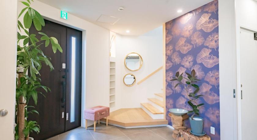 Miyakojima Locanda katsuren 勝連荘 4-Star Accommodation lobby