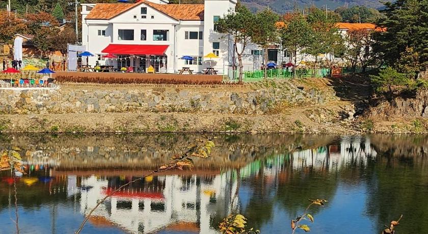 Harmony Art Village