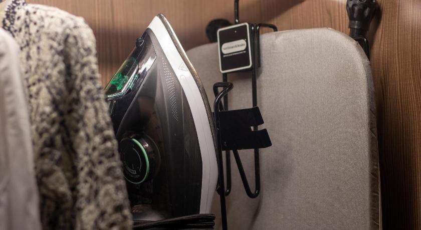 Image of Naumi Suite • Free Beach & Outlet Mall Shuttle • 10% Off Dining • Ideal Getaway! 7