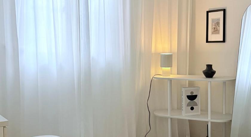 Seoul Itaewon Noksapyeong Stay House 4-Star Accommodation lobby