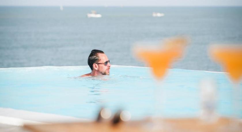 빌라 레알 데 산토 안토니오 Bordoy Grand House Algarve 5성급 호텔 레스토랑