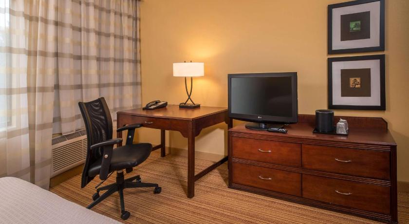 Image of King Room - Disability Access 4
