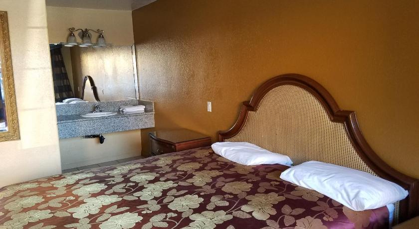 Central Inn Motel photo