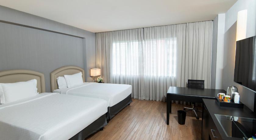 Image of Superior Twin Bed 4